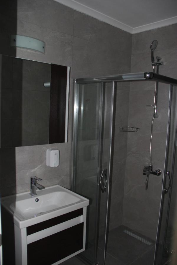 Okman Homes Girne Buitenkant foto