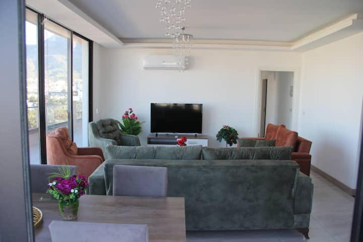 Okman Homes Girne Buitenkant foto