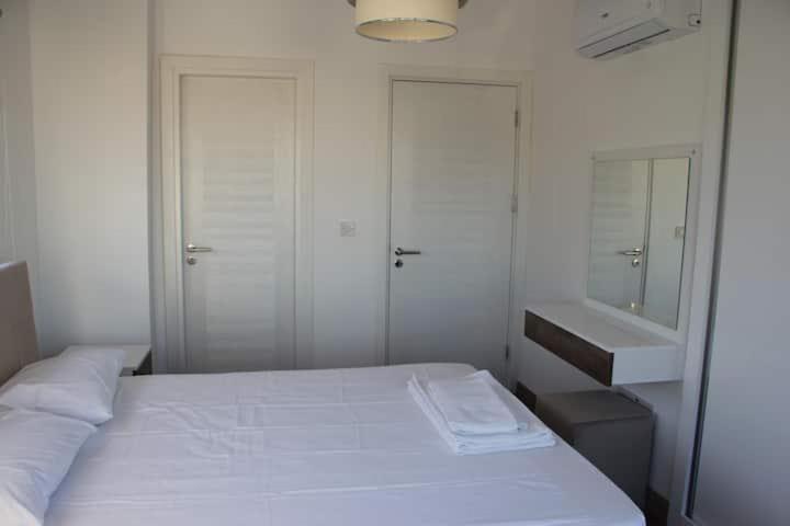 Okman Homes Girne Buitenkant foto